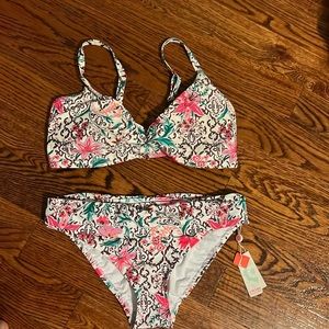 Swim systems swim suit top size 38DD bottom size L